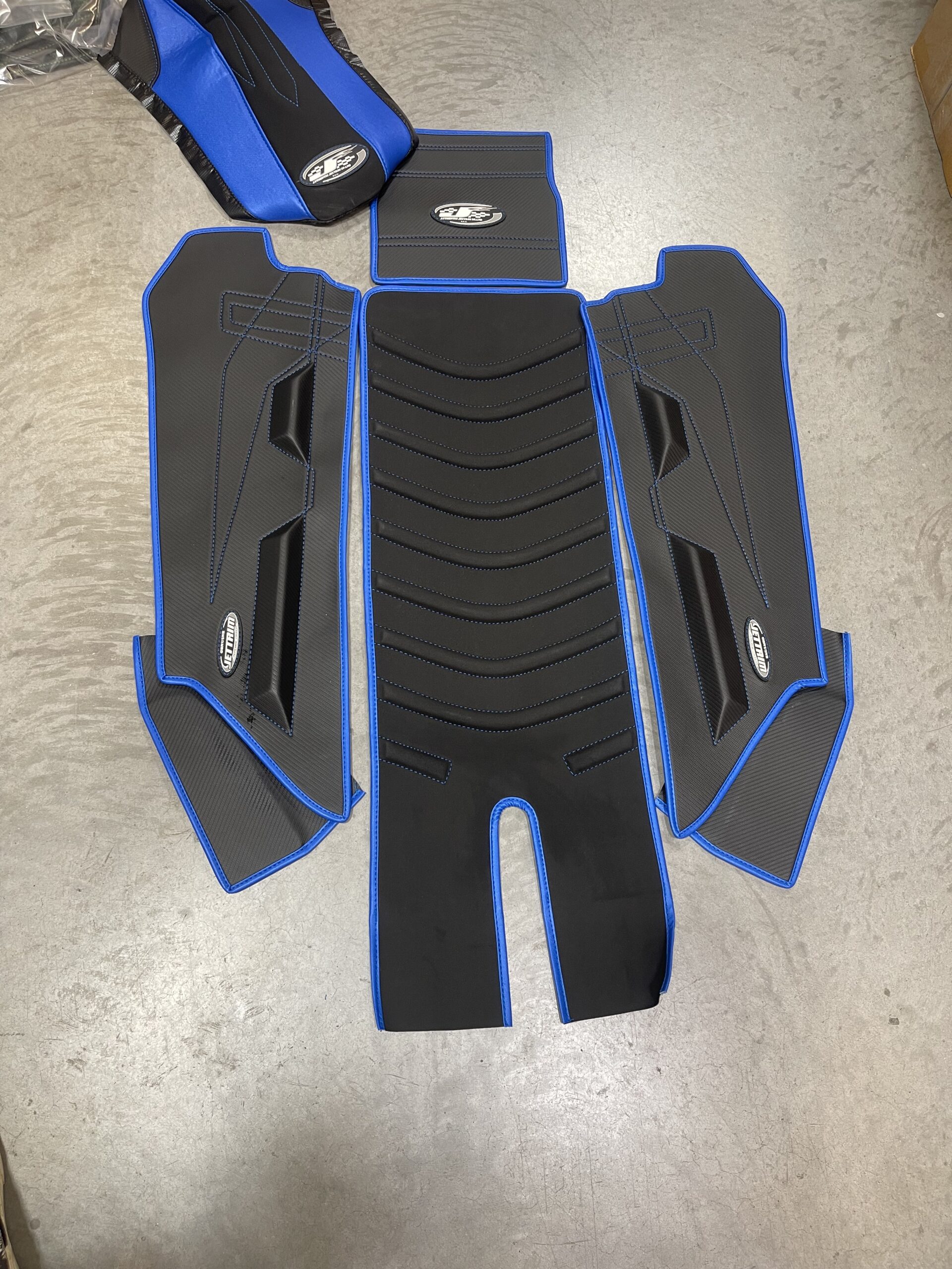 スキムボード KAWASAKI 650 MAT KIT AND CHIN PAD–READY TO SHIP – Jettrim